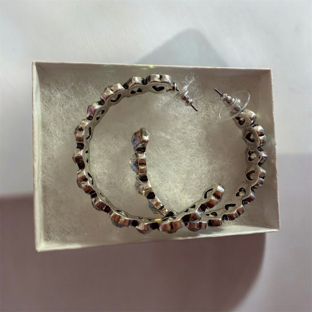 NWT Alice From Dallas, Crystal Heart Hoop Earrings in AB Crystal. - Picture 5 of 6